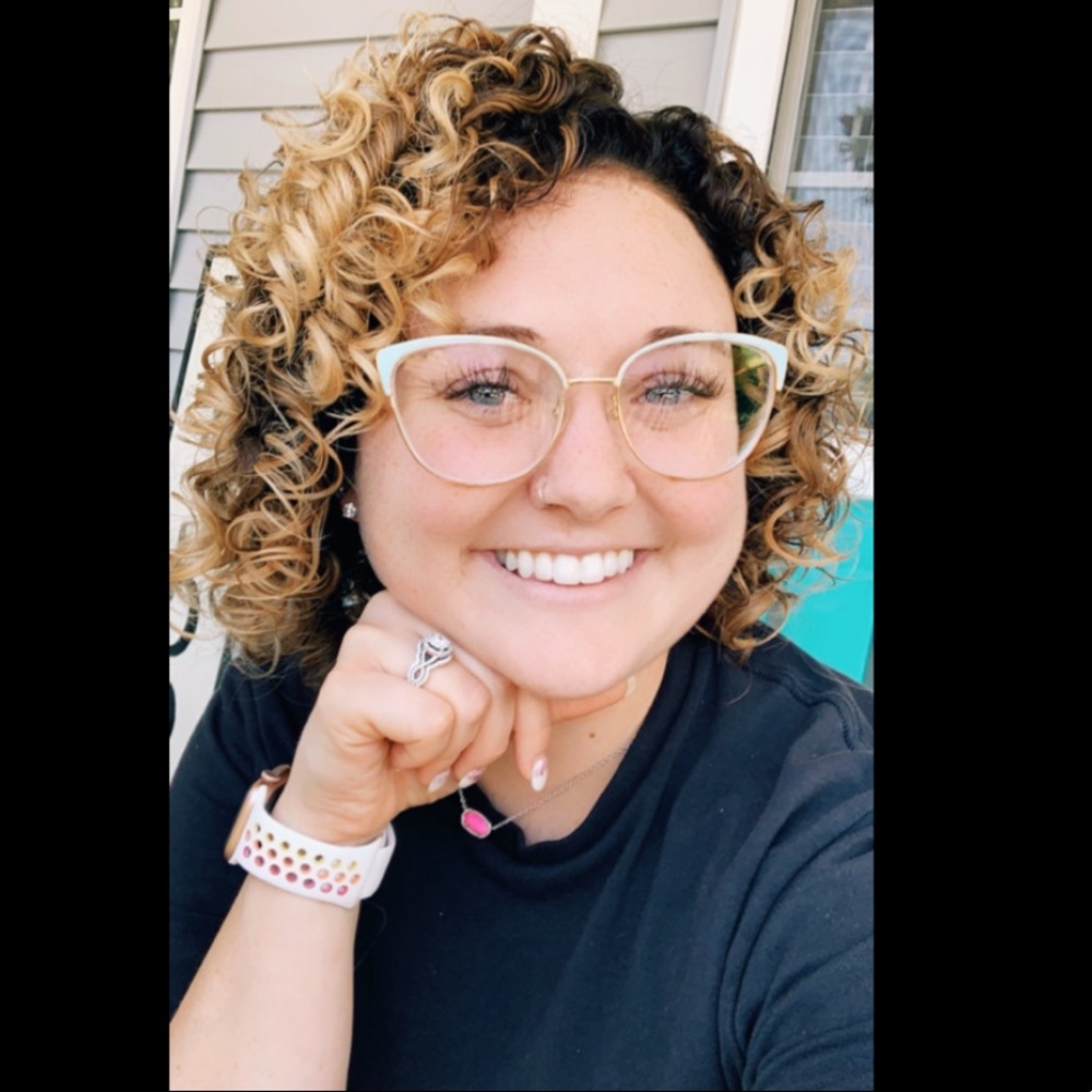 Meet your Posher, Chelsie